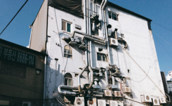 Хроника точки невозврата: Почему коллапс Киева — это не случайность, а плата за “эффективность”